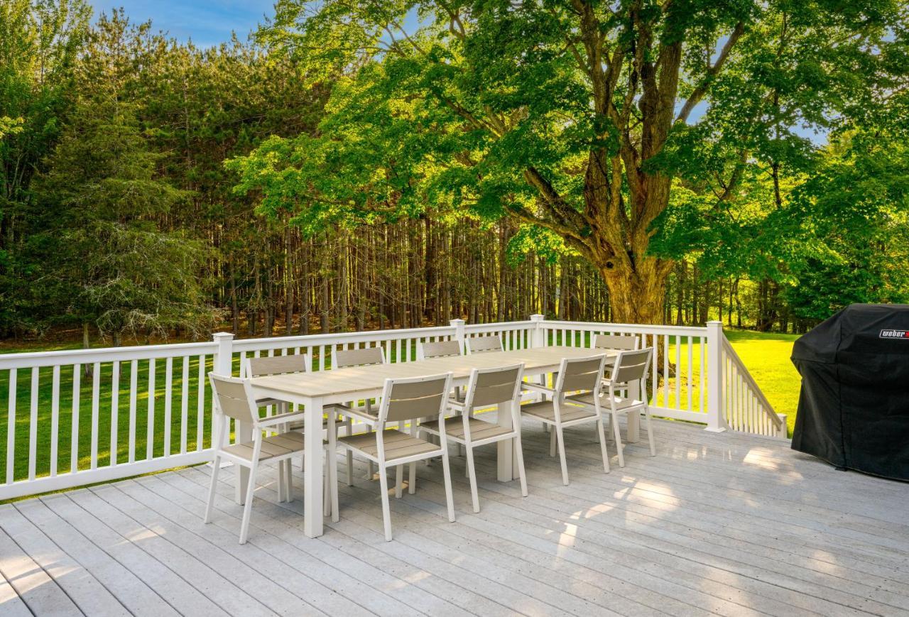 Mountain Blue Vista - Luxury Retreat Near Ski Resorts With Pond, Firepit And Hot Tub Windham Exterior foto